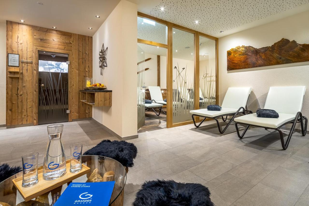 Alpin Chalet Am Burgsee Ladis Exterior foto